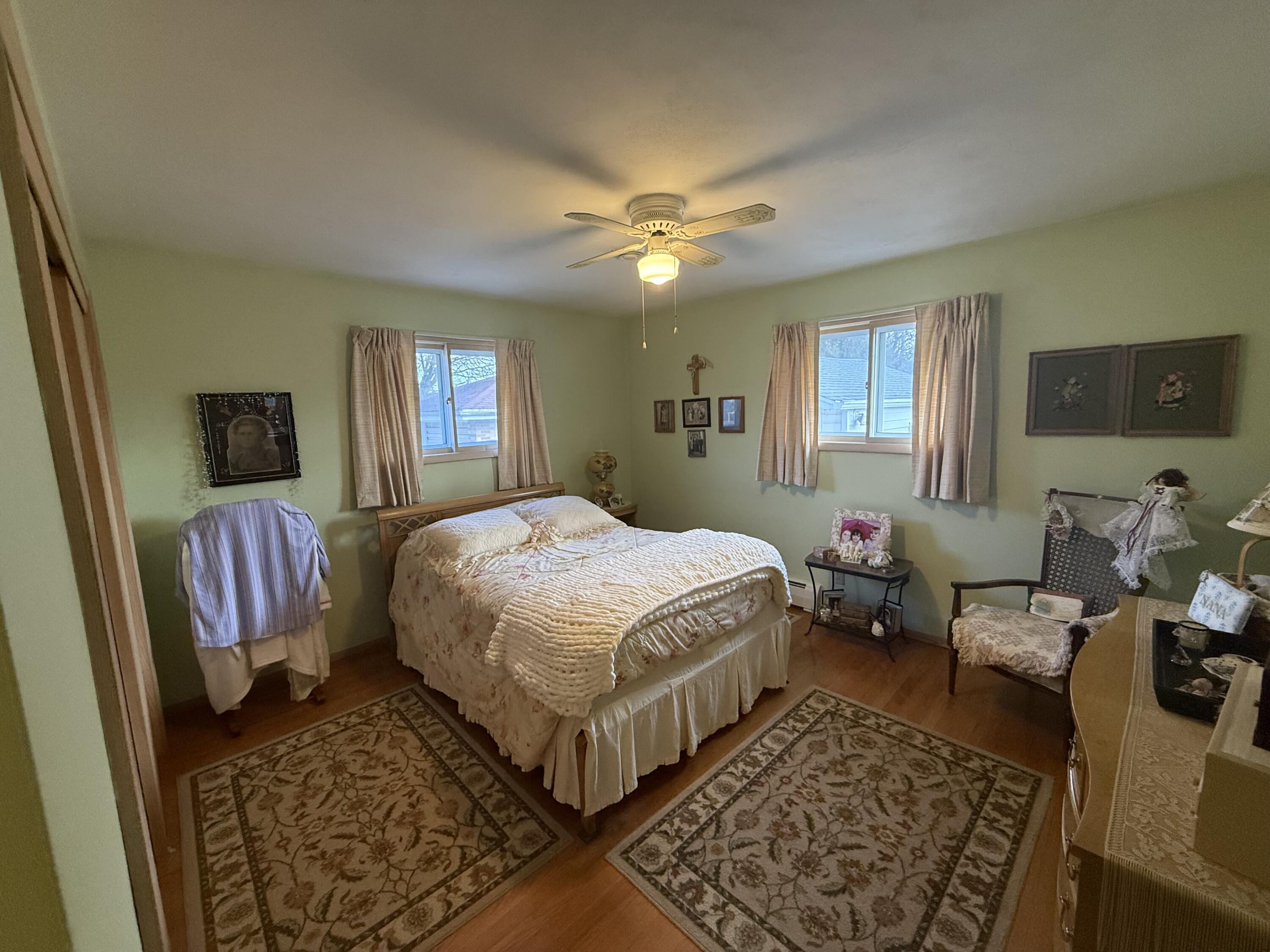 819 24th Street Two Rivers, WI 54241 - Photo 8 of 19 IMG_5417