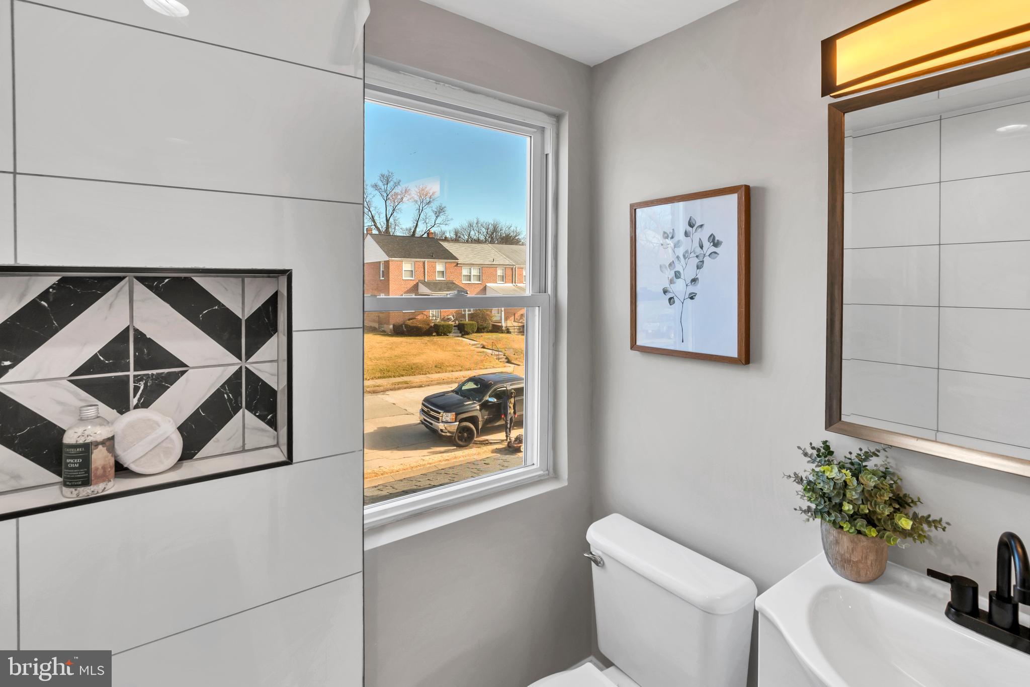 1011 Reverdy Road Baltimore, MD 21212 - Photo 16 of 52