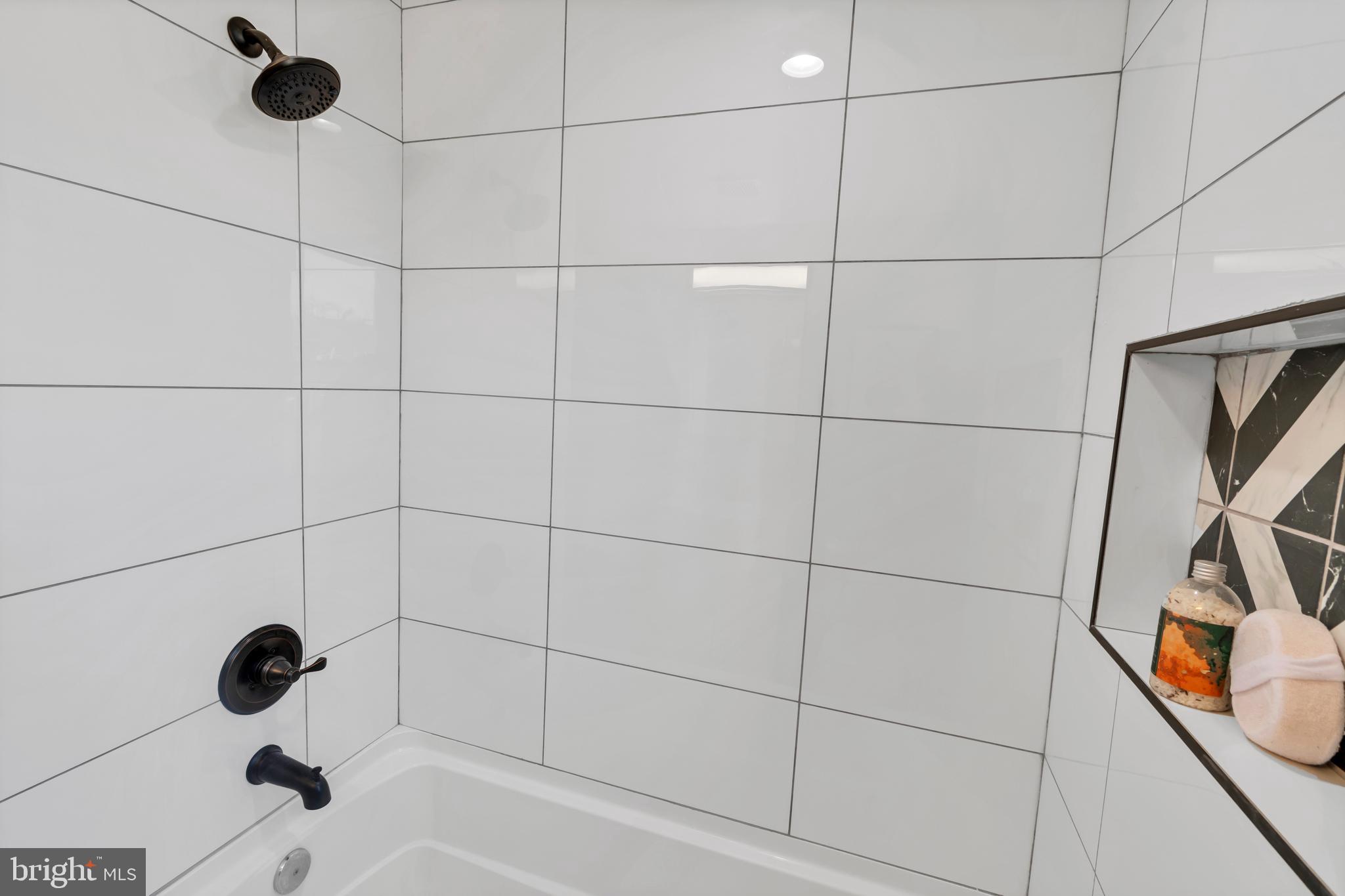 1011 Reverdy Road Baltimore, MD 21212 - Photo 18 of 52