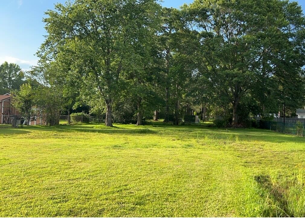 819 Beauregard Road Summerville, SC 29486 - Photo 3 of 6 IMG_0625