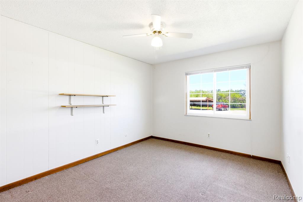 1900 River Road, Unit 2 Marysville, MI 48040 - Photo 20 of 30
