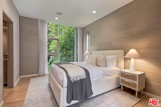 $4,795,000 | 279 South Westgate Avenue, Los Angeles, CA 90049