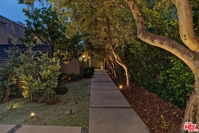 $4,795,000 | 279 South Westgate Avenue, Los Angeles, CA 90049