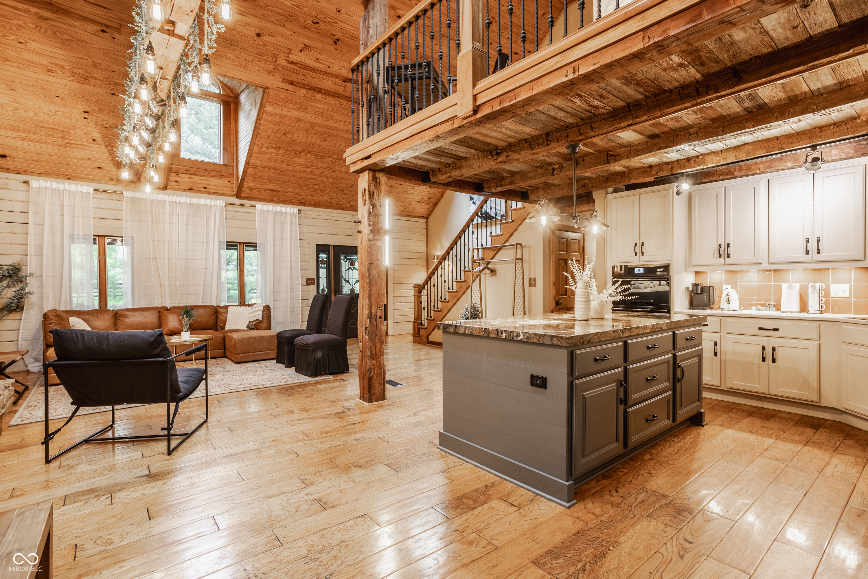 14962 Southeastern Parkway Fishers, IN 46037 - Photo 20 of 91