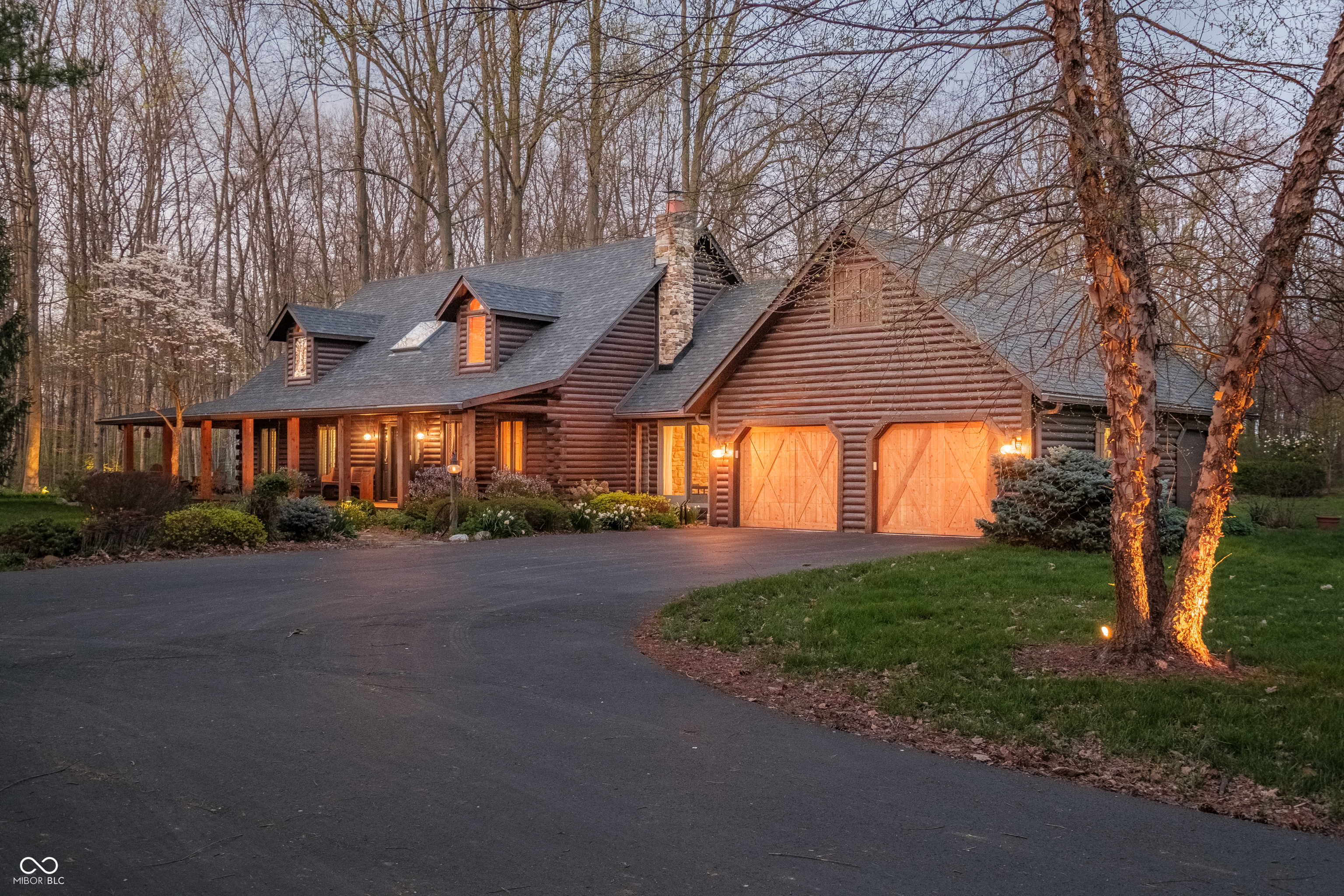 14962 Southeastern Parkway Fishers, IN 46037 - Photo 2 of 91