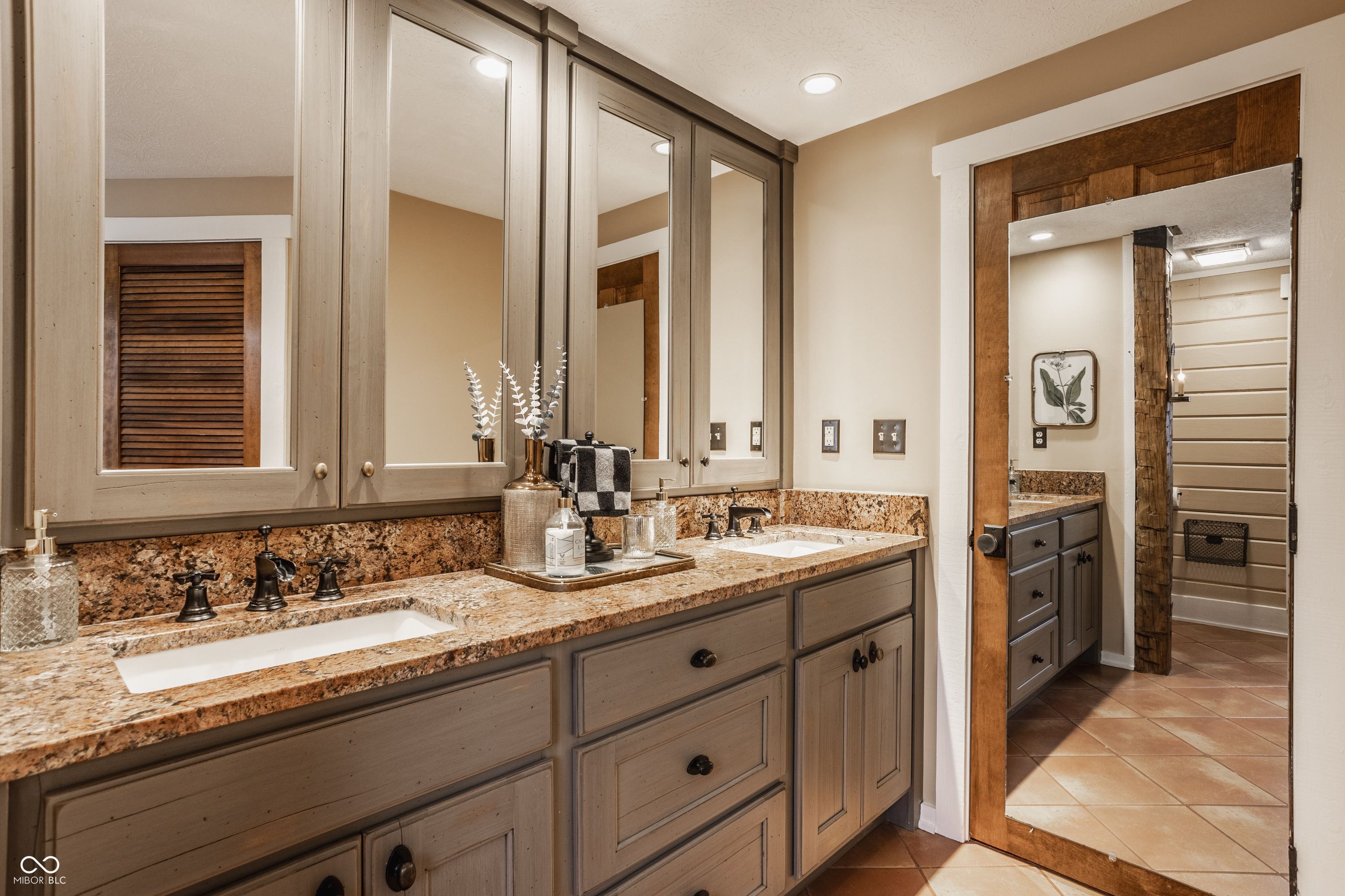 14962 Southeastern Parkway Fishers, IN 46037 - Photo 36 of 91