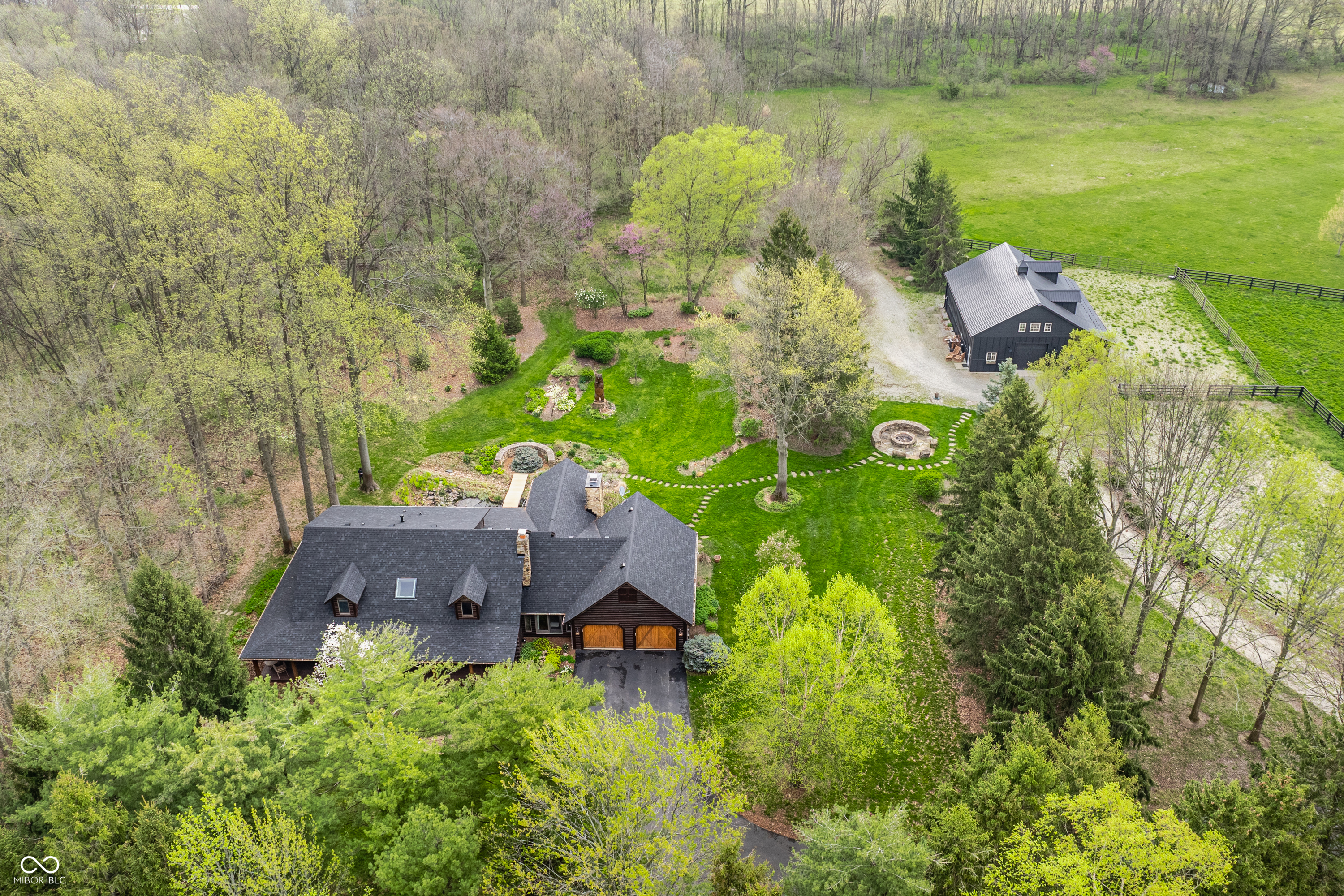 14962 Southeastern Parkway Fishers, IN 46037 - Photo 6 of 91