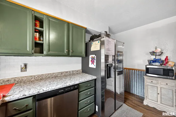 $230,000 | 200 Falcon Drive, Green Valley, IL 61534