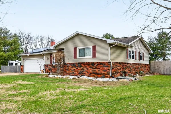 $230,000 | 200 Falcon Drive, Green Valley, IL 61534