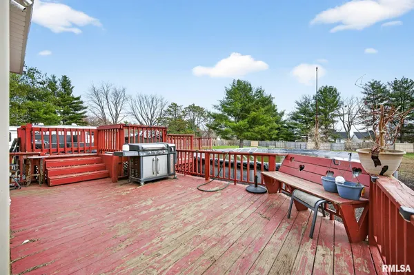 $230,000 | 200 Falcon Drive, Green Valley, IL 61534