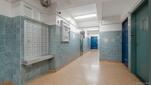 a view of walk in closet