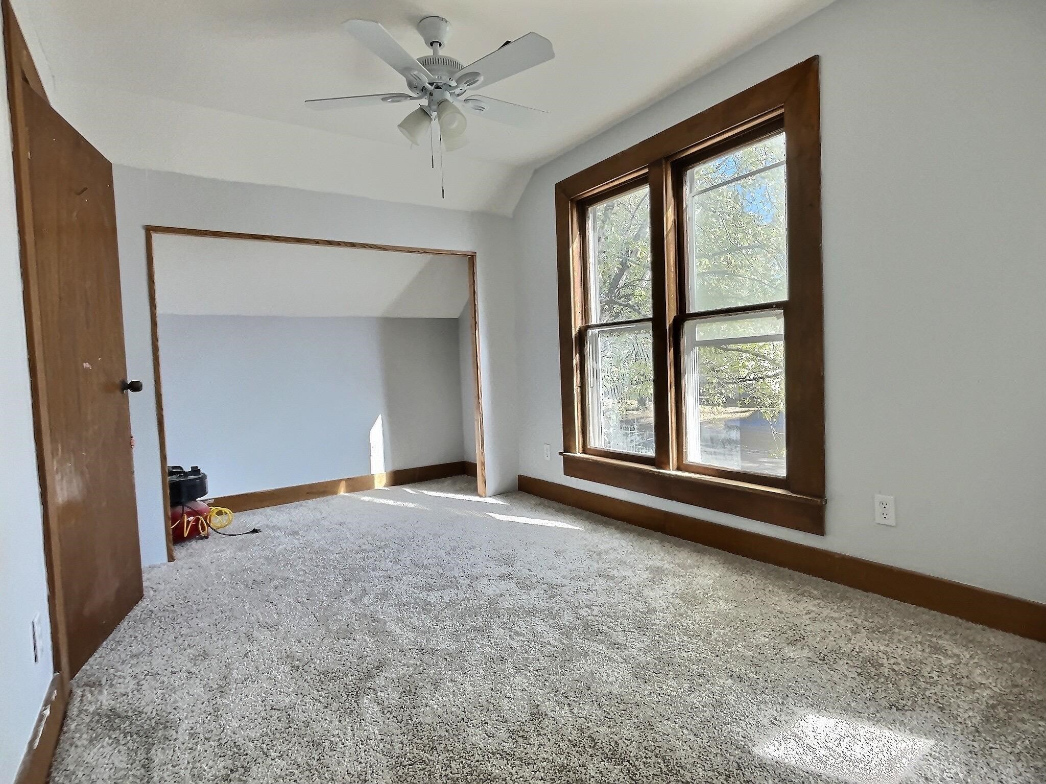 217 South Elm Street Whitewater, KS 67154 - Photo 12 of 20