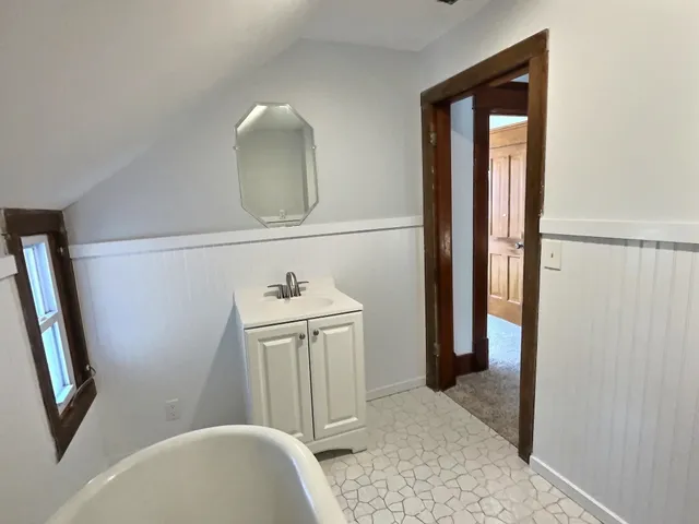 $160,000 | 217 South Elm Street, Whitewater, KS 67154