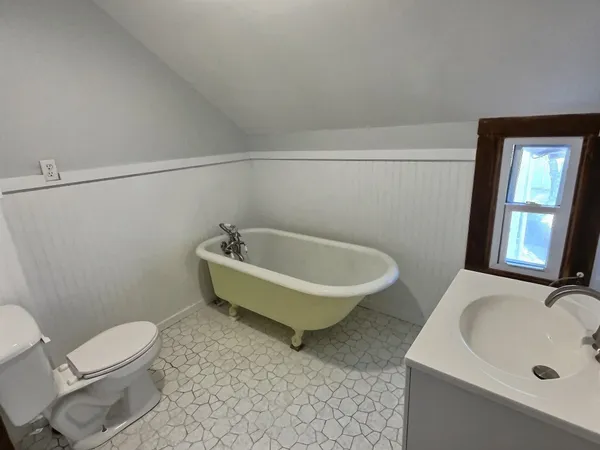 $160,000 | 217 South Elm Street, Whitewater, KS 67154