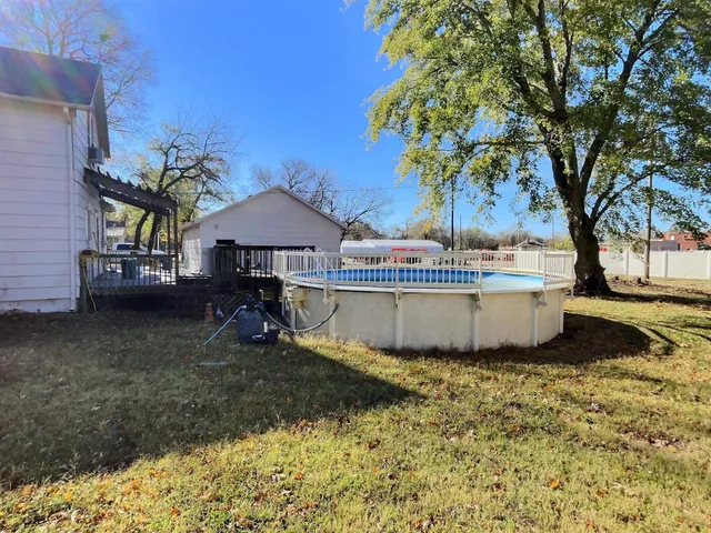 $160,000 | 217 South Elm Street, Whitewater, KS 67154