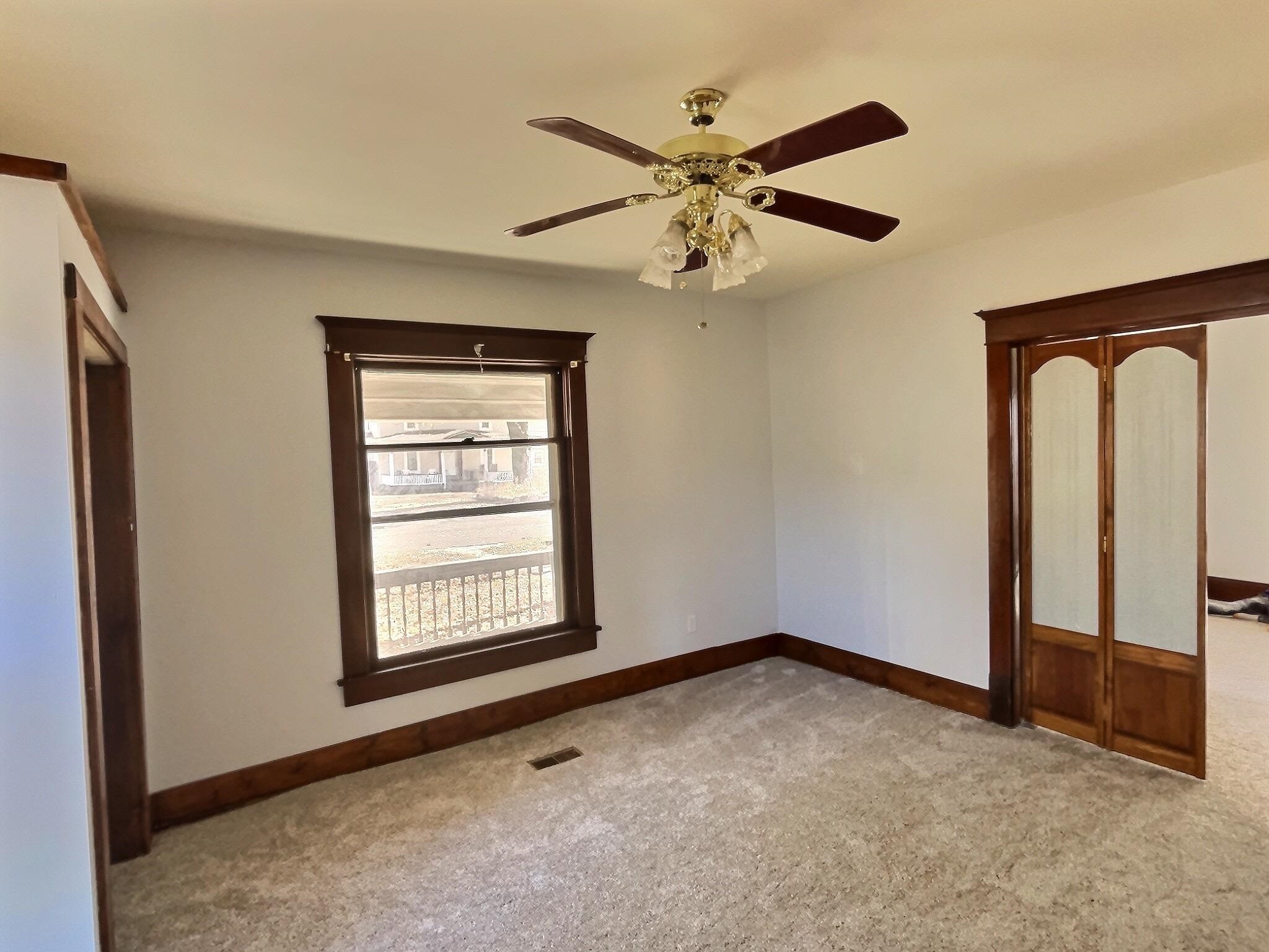 217 South Elm Street Whitewater, KS 67154 - Photo 8 of 20