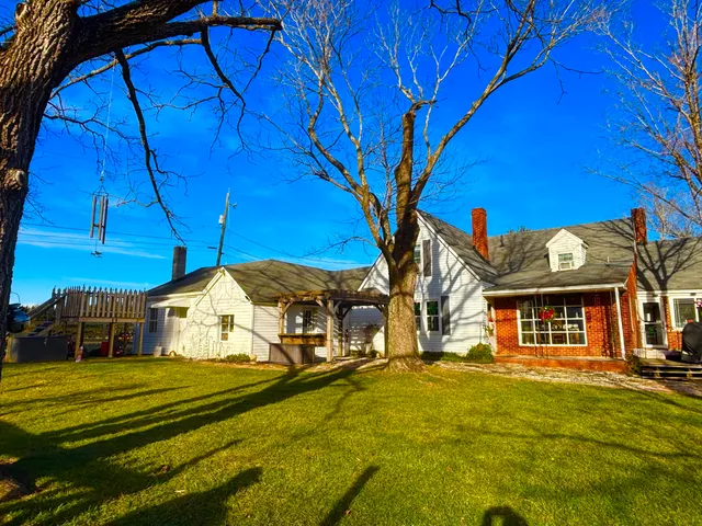 a room with flowers and flowers