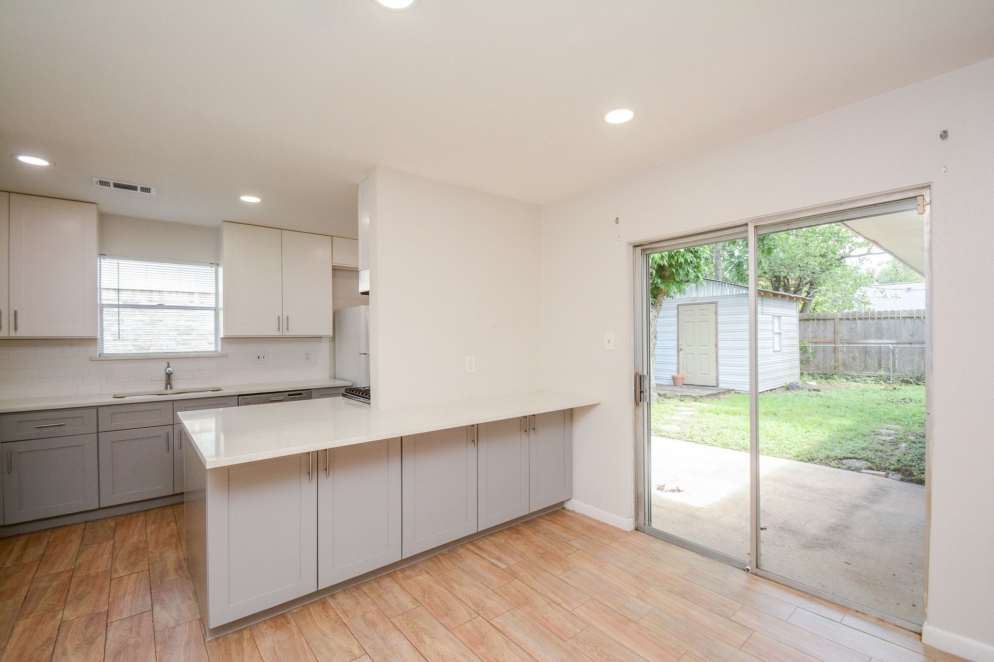 6002 Verdome Lane Houston, TX 77092 - Photo 15 of 49
