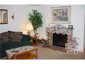 2 Cannongate III Road, Unit 2 Nashua, NH 03063 - Photo 4 of 9 Gallery Image 4