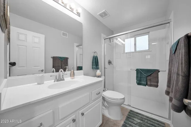 $1,950 | 19429 North 85th Drive, Peoria, AZ 85382