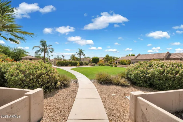 $1,950 | 19429 North 85th Drive, Peoria, AZ 85382