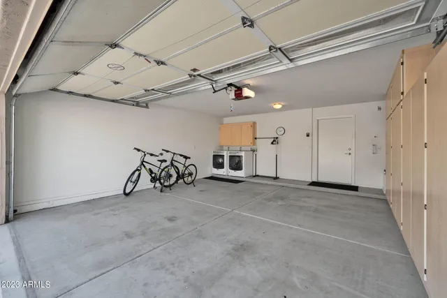 $1,950 | 19429 North 85th Drive, Peoria, AZ 85382