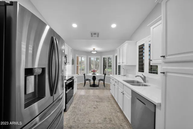 $1,950 | 19429 North 85th Drive, Peoria, AZ 85382