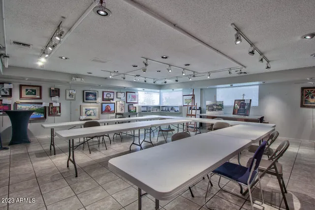 $1,950 | 19429 North 85th Drive, Peoria, AZ 85382