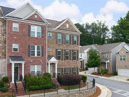 $670,000 | 2059 Falls Park Way, Decatur, GA 30033