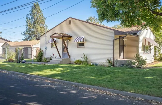 $1,750 | 603 East Columbia Avenue, Spokane, WA 99208