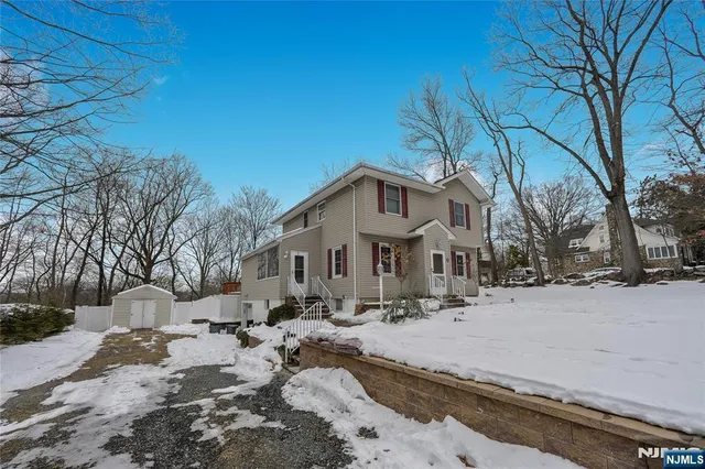 $699,000 | 77 Garside Avenue, Wayne, NJ 07470