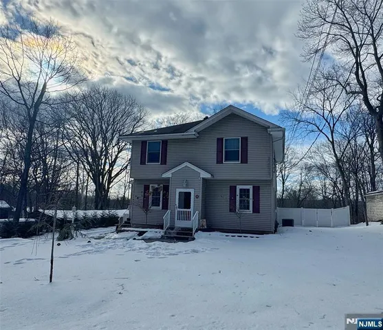 $699,000 | 77 Garside Avenue, Wayne, NJ 07470