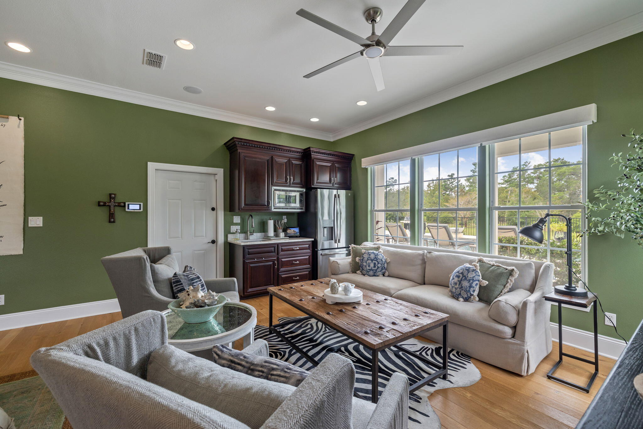 486 Coastal Breeze Drive Freeport, FL 32439 - Photo 37 of 70 a living room with furniture and a large window