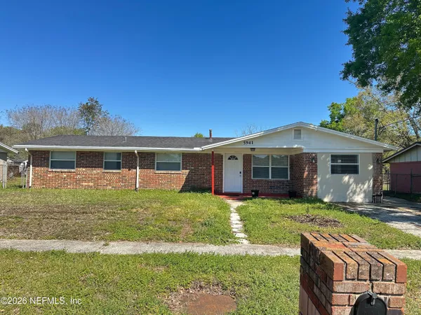 $1,600 | 5941 Martin Luther King Drive, Jacksonville, FL 32219