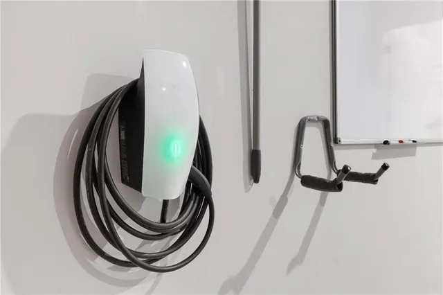 $614,900 | 4079 Brookmont Way, Auburn, GA 30011