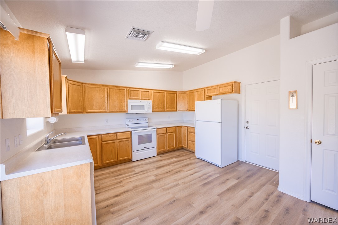 4075 North Quail Road Golden Valley, AZ 86413 - Photo 10 of 47 Gallery Image 10