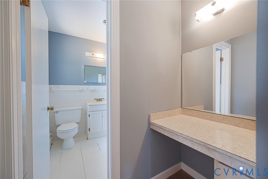 7514 Cold Harbor Road Mechanicsville, VA 23111 - Photo 27 of 34 Primary suite bathroom w/ separate vanity