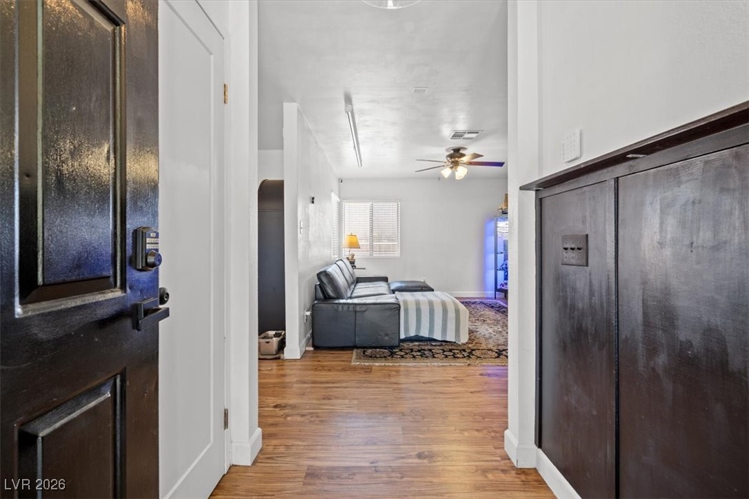 465 Annapolis Circle Henderson, NV 89015 - Photo 7 of 26