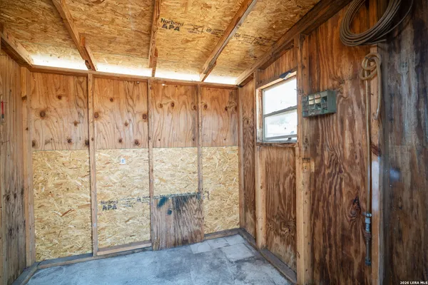 a view of walk in closet