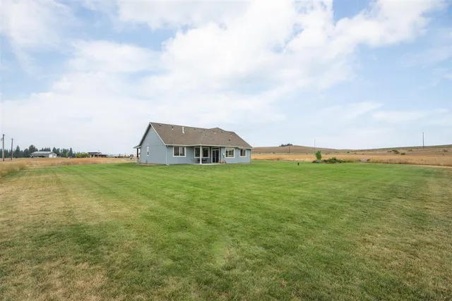 $699,900 | 16511 West Rolling Hills Lane, Cheney, WA 99004