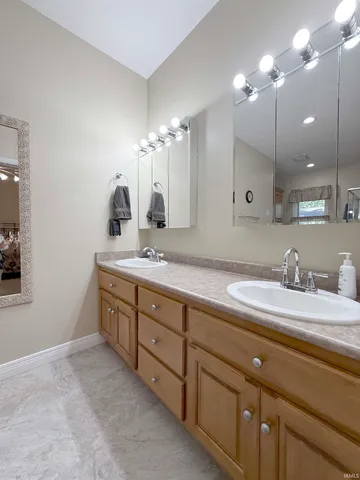 $351,900 | 374 South Cross Creek Way, Columbia City, IN 46725