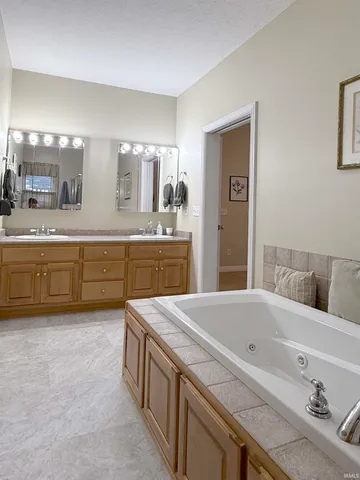 $351,900 | 374 South Cross Creek Way, Columbia City, IN 46725