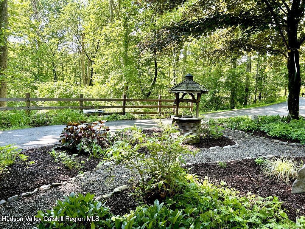 483 Mountain Road High Falls, NY 12440 - Photo 6 of 57 photo_online_002
