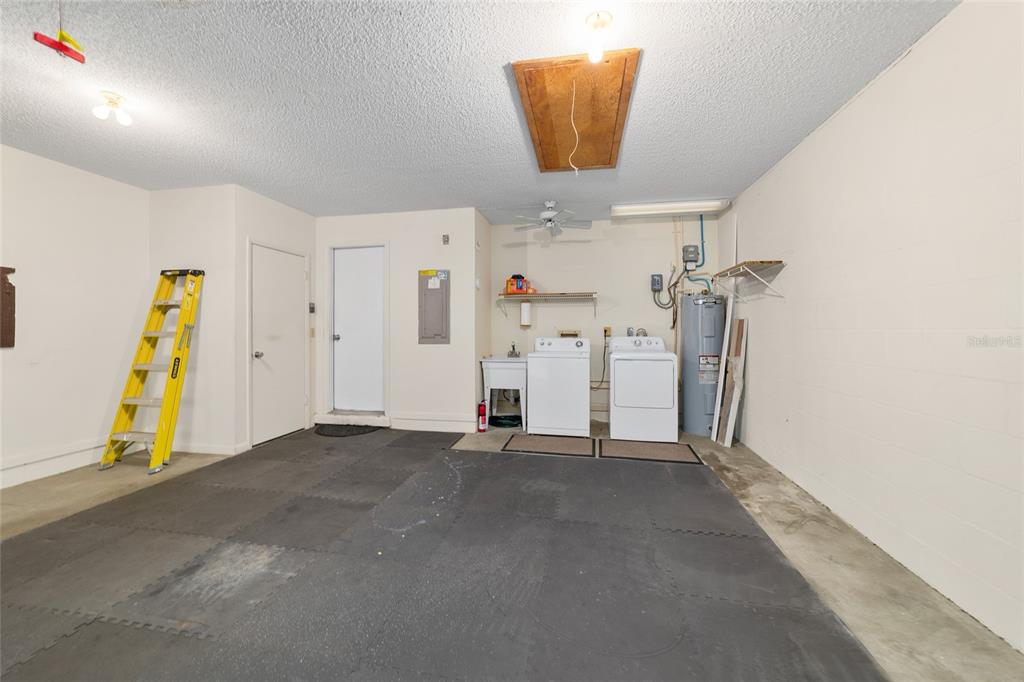 8890 Southwest 96th Street, Unit B Ocala, FL 34481 - Photo 33 of 42