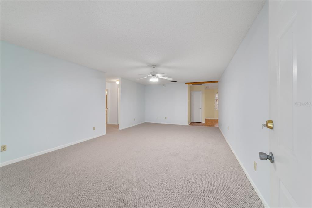8890 Southwest 96th Street, Unit B Ocala, FL 34481 - Photo 4 of 42