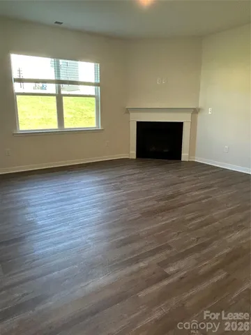 $2,295 | 1381 6th Street Northeast, Hickory, NC 28601