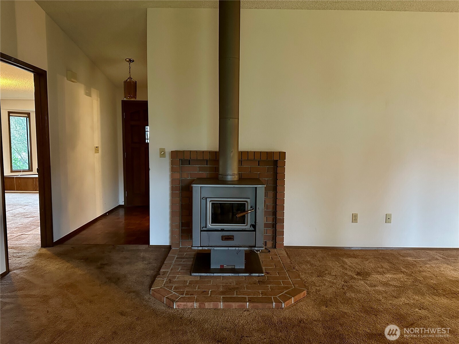 9043 3rd Way Southeast Olympia, WA 98513 - Photo 7 of 26 Gallery Image 7
