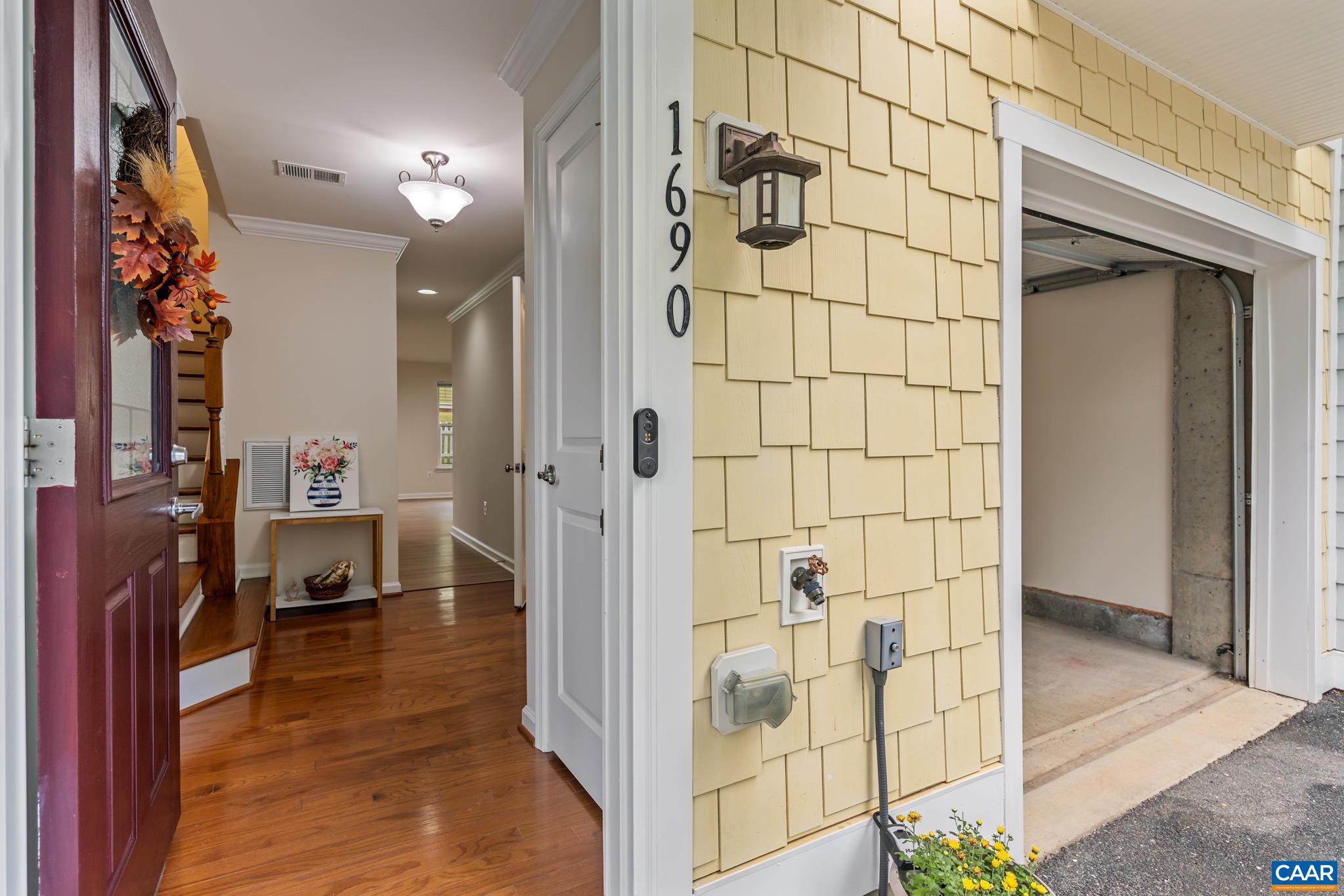1690 Wickham Way Charlottesville, VA 22901 - Photo 5 of 50