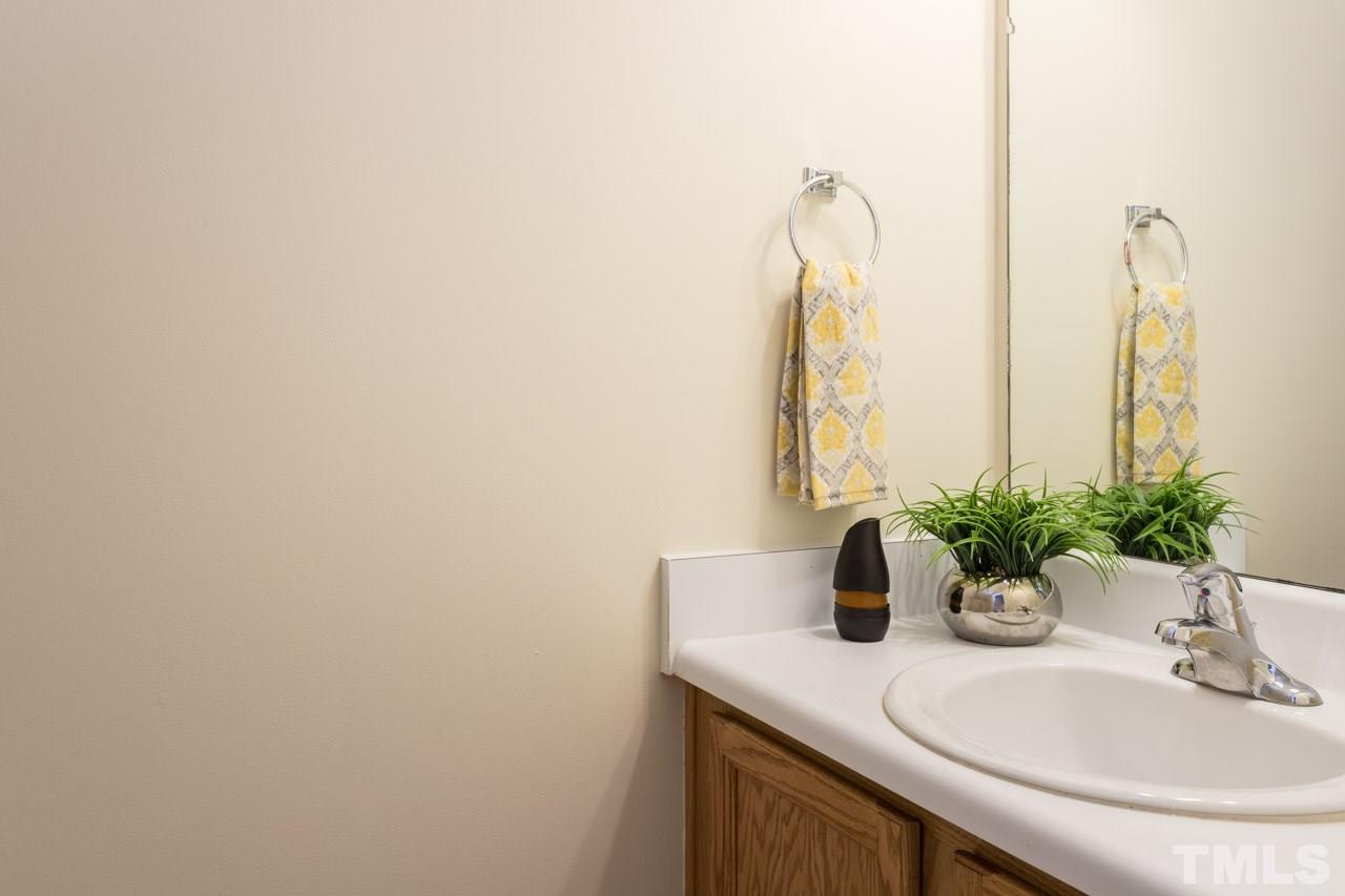 3540 Oneonta Avenue Raleigh, NC 27604 - Photo 15 of 24