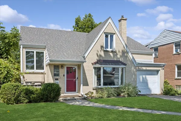 $425,000 | 1646 Portsmouth Avenue, Westchester, IL 60154